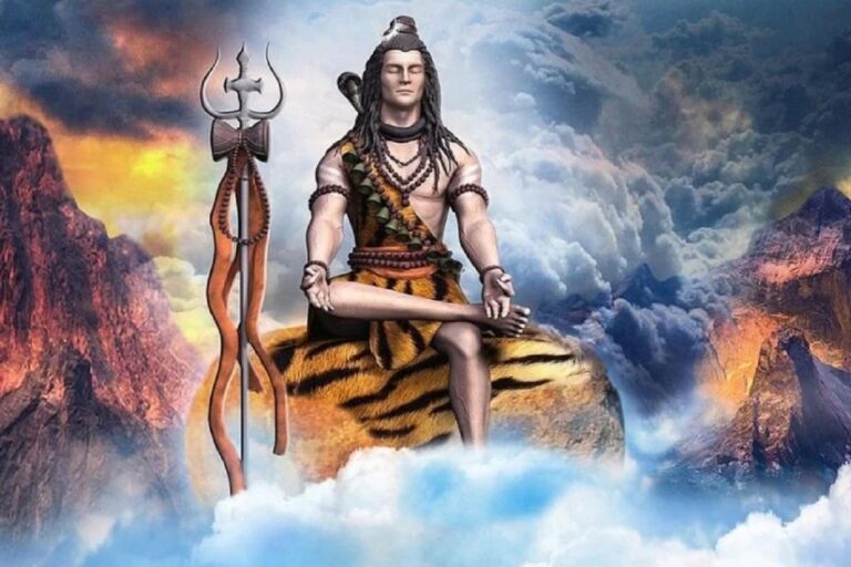 काशी में पहली चिता की लगती है शिव को भस्म