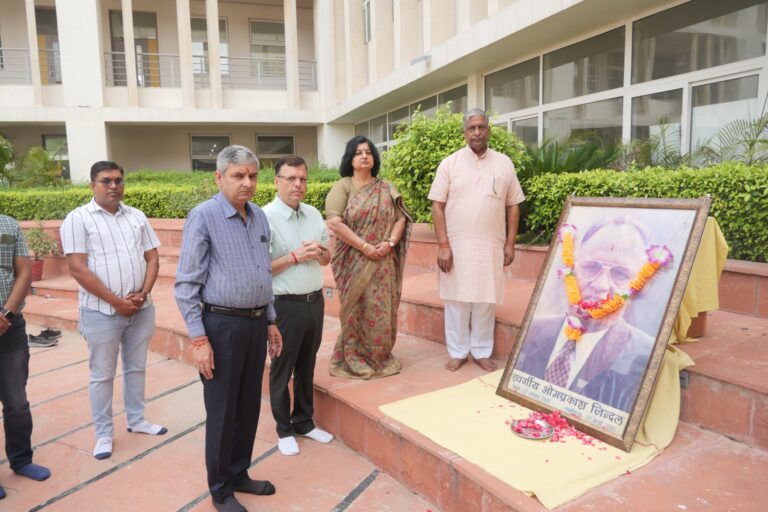 बाऊजी का जीवन सबके लिए उत्तम जीवन की प्रेरणा: जगदीश मित्तल