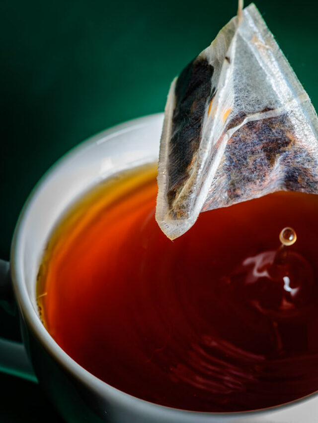 ग्रीन टी के यूज से फल और फूलों से लद जाएंगे पौधे