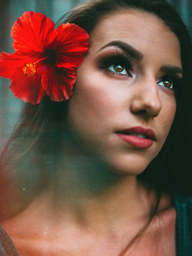 Hibiscus Flower For Hair:  गुड़हल के फूल से दूर होंगी बालों की ये 5 समस्याएं