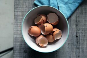 egg-shells-bowl-tea-towel-table-thumbnail